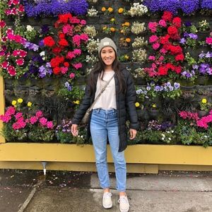 Meet your Posher, Jessica